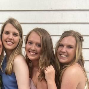 Meet your Posher, Lindsey